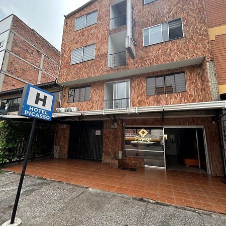 Hotel Picasso 70 Medellin Exterior photo