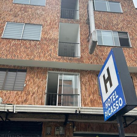 Hotel Picasso 70 Medellin Exterior photo