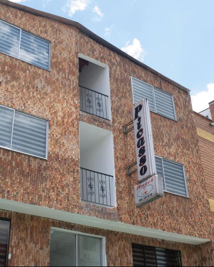 Hotel Picasso 70 Medellin Exterior photo