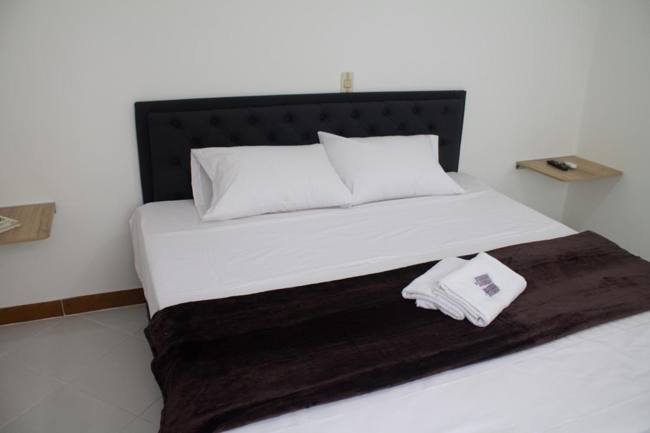 Hotel Picasso 70 Medellin Exterior photo